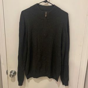 Roundtree and Yorke 1/4 zip sweater - large